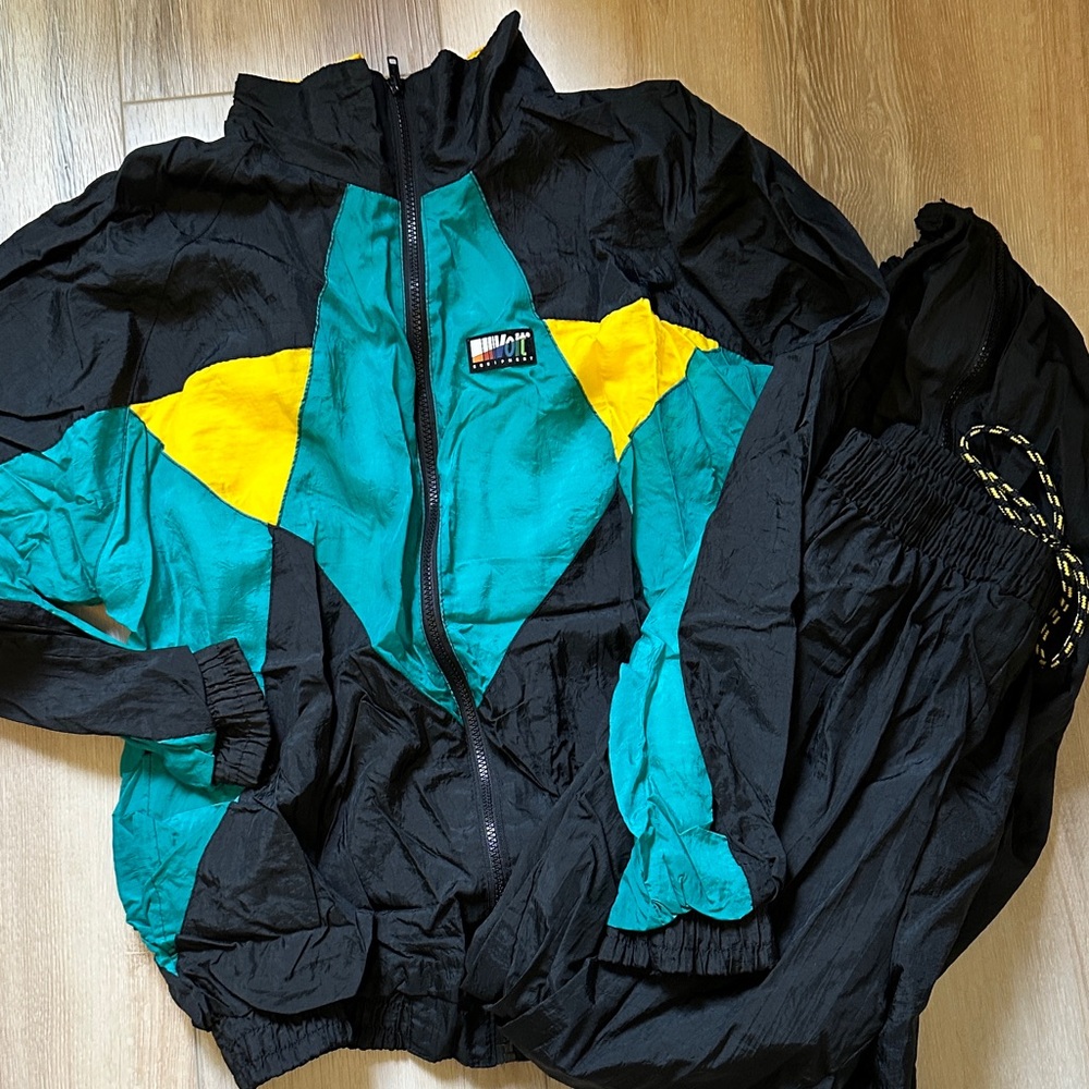 Vintage 90’s Voit Equipment tracksuit jog set windbreaker set